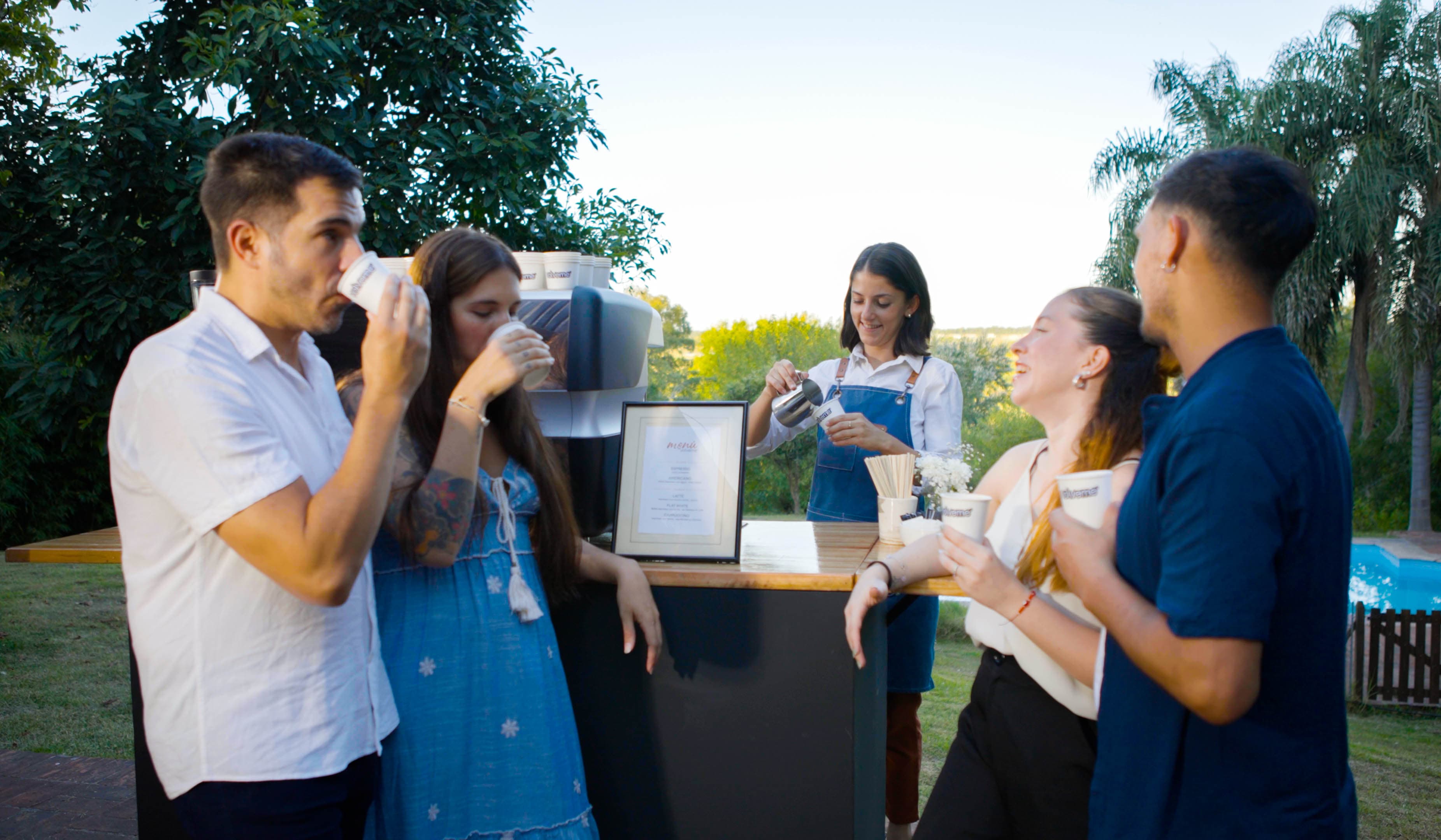 Barra de café móvil en evento